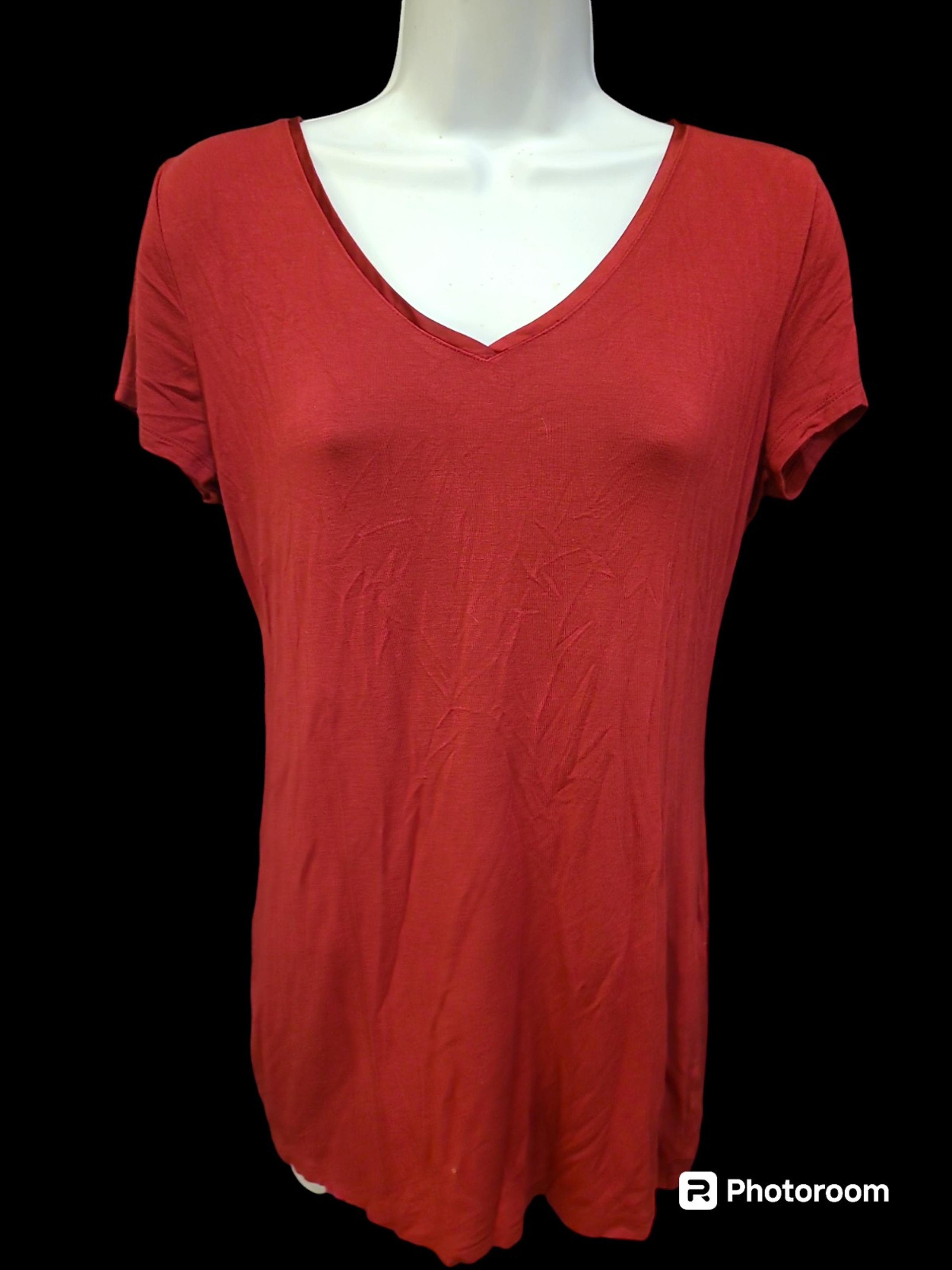 White House Black Market short sleeves v-neck top