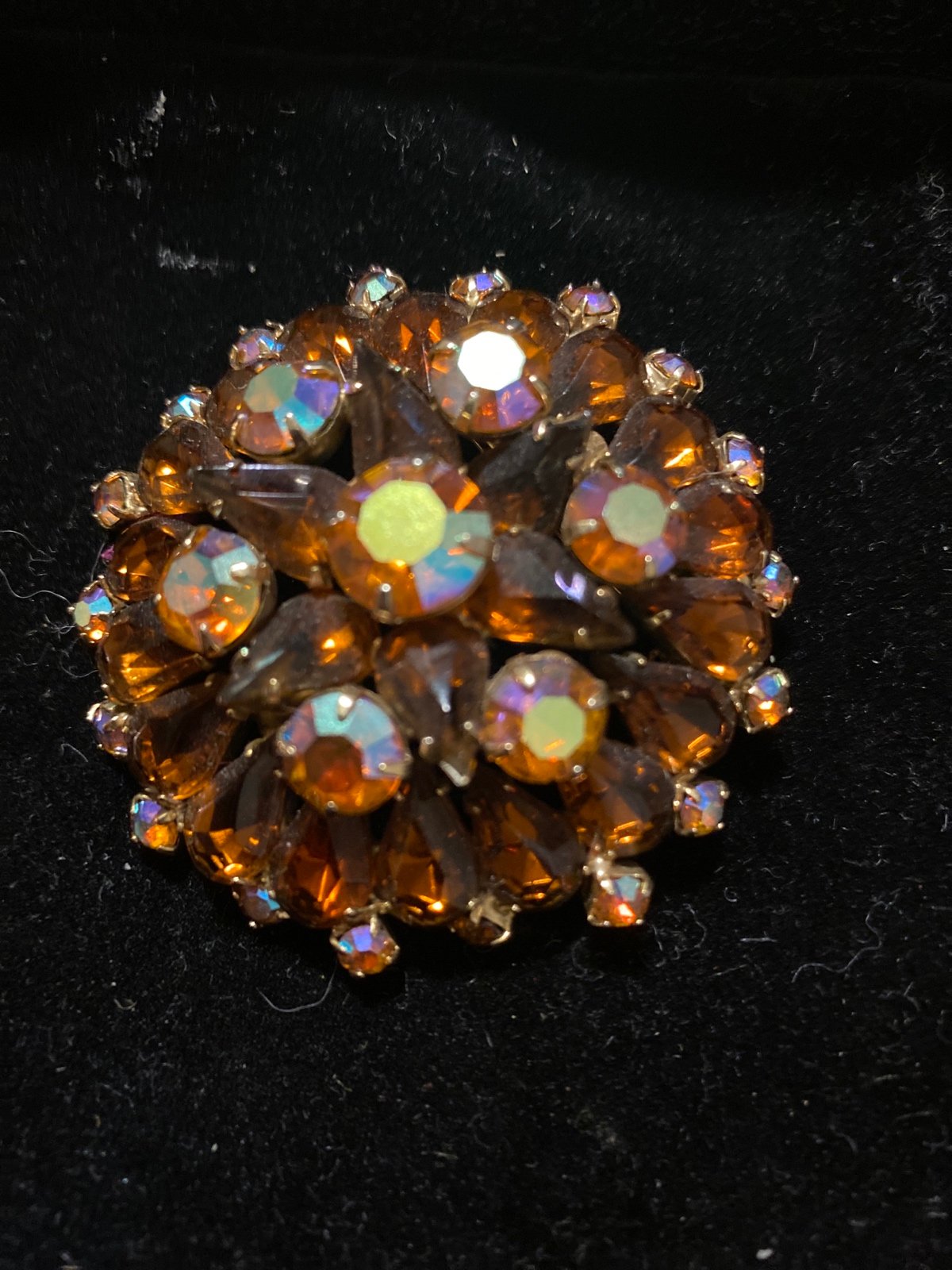 Vintage Juliana style Iridescent Amber Crystals brooch