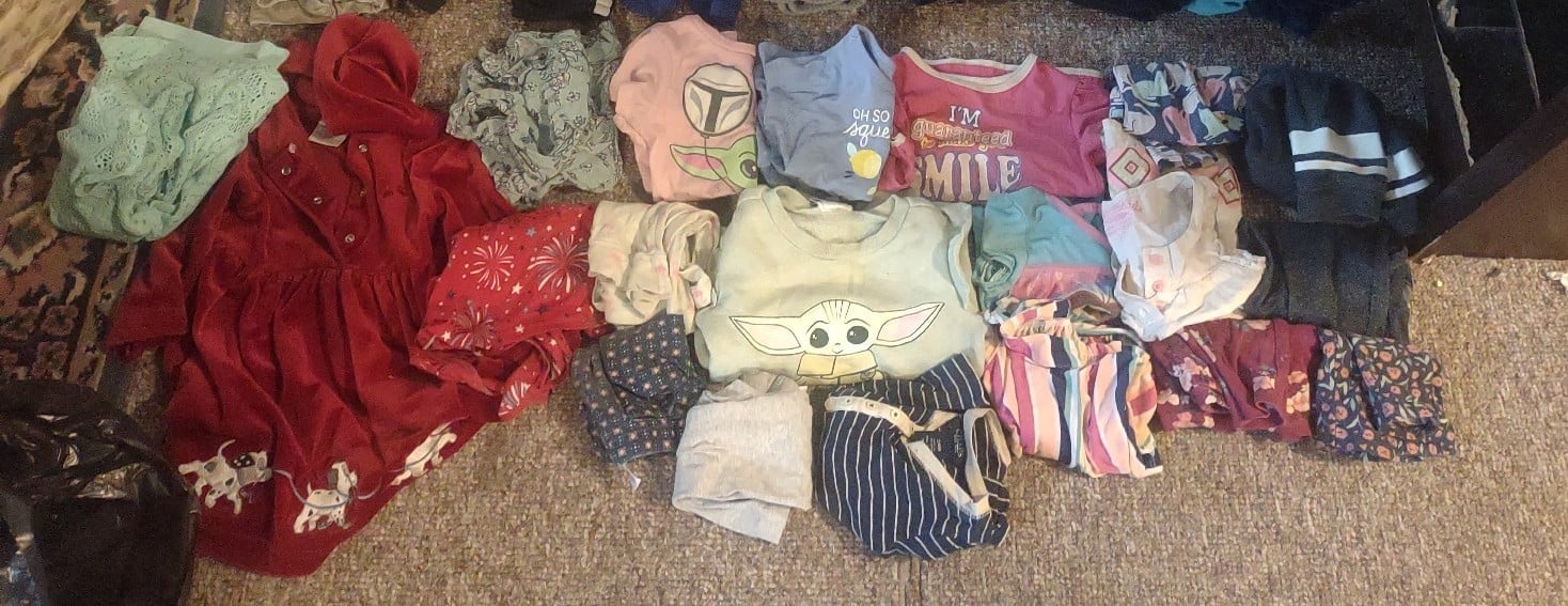 Girls clothes 2t - 3t bundle