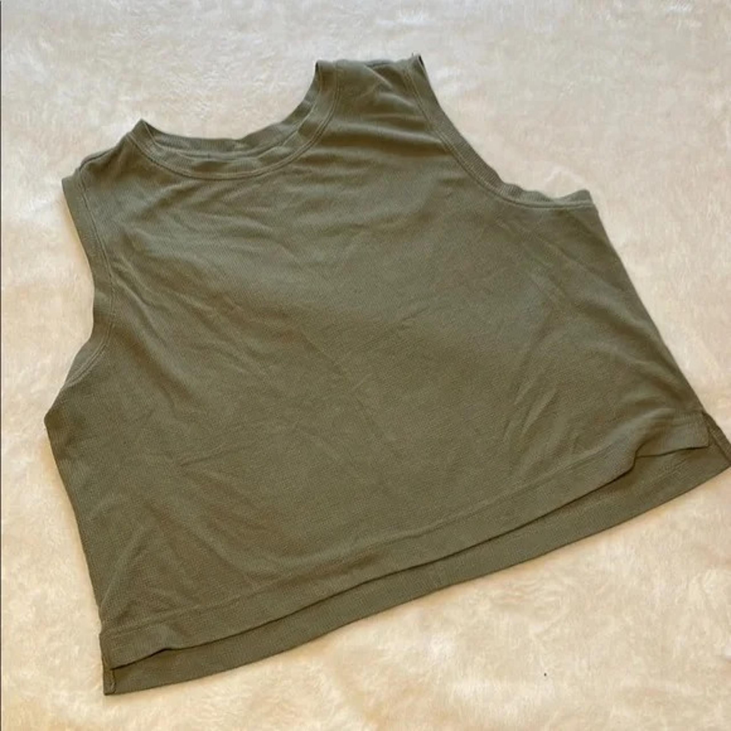 All in Motion | Olive Green Sleeveless Workout Top Size XXL