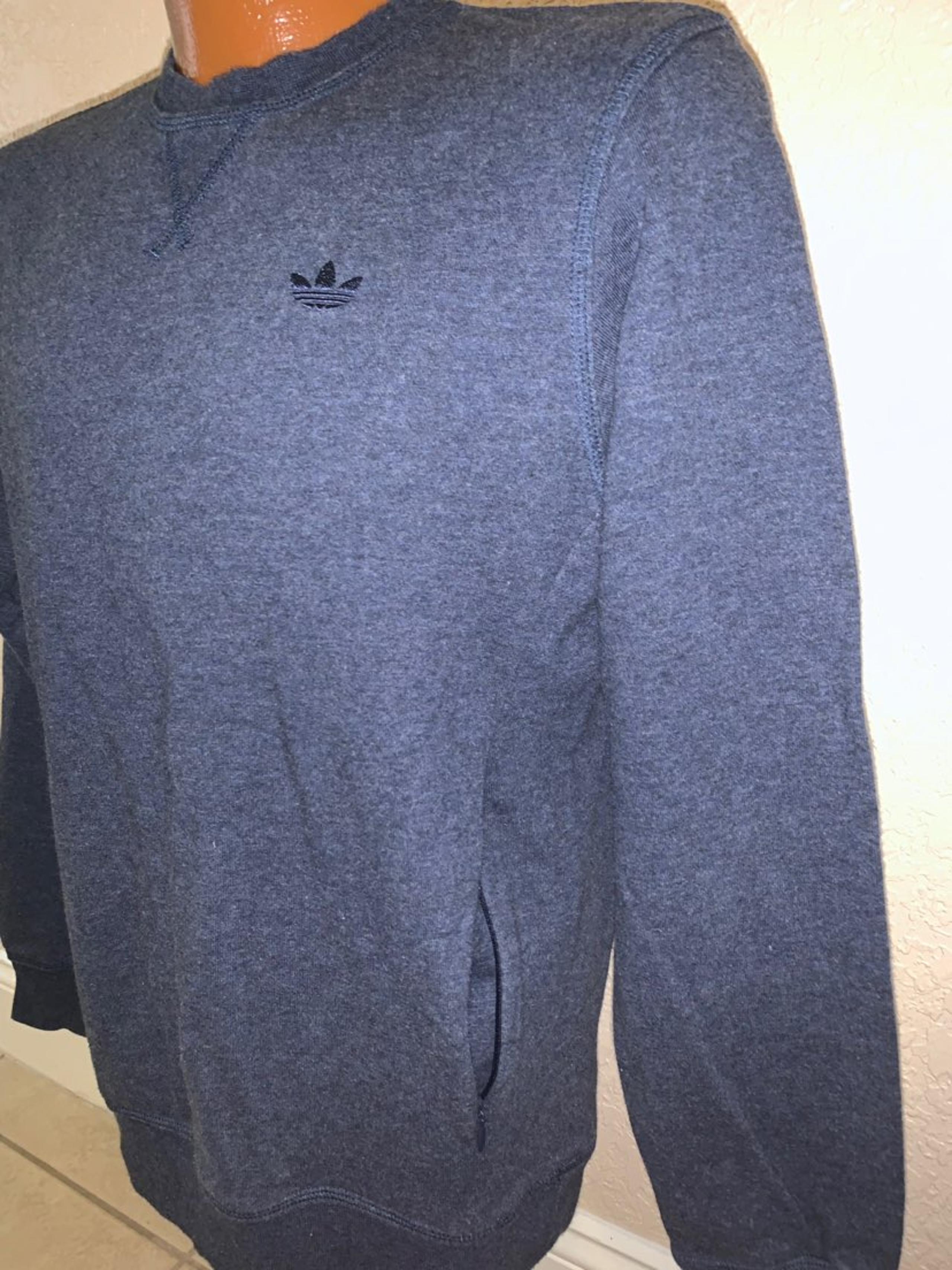 Adidas Originals Crewneck Sweater. Small