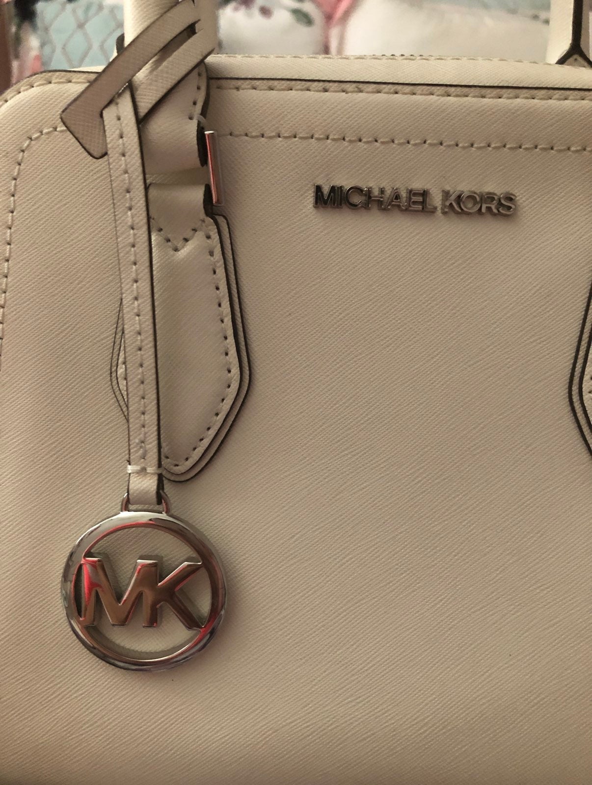Michael Kors purse - detail