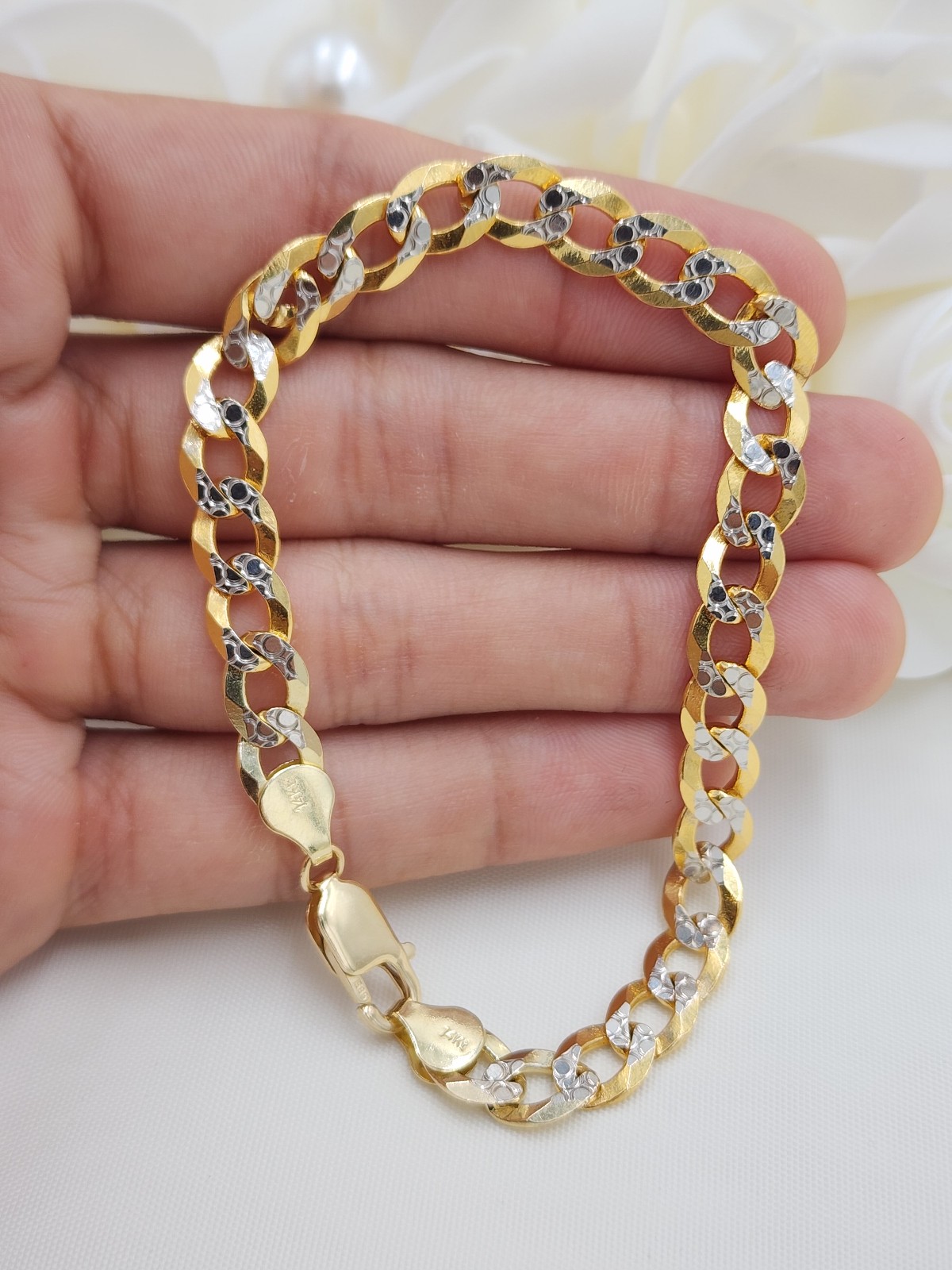 Solid 14k Gold Diamond Cut Cuban Bracelet - 7.9mm - 8.75 Inches