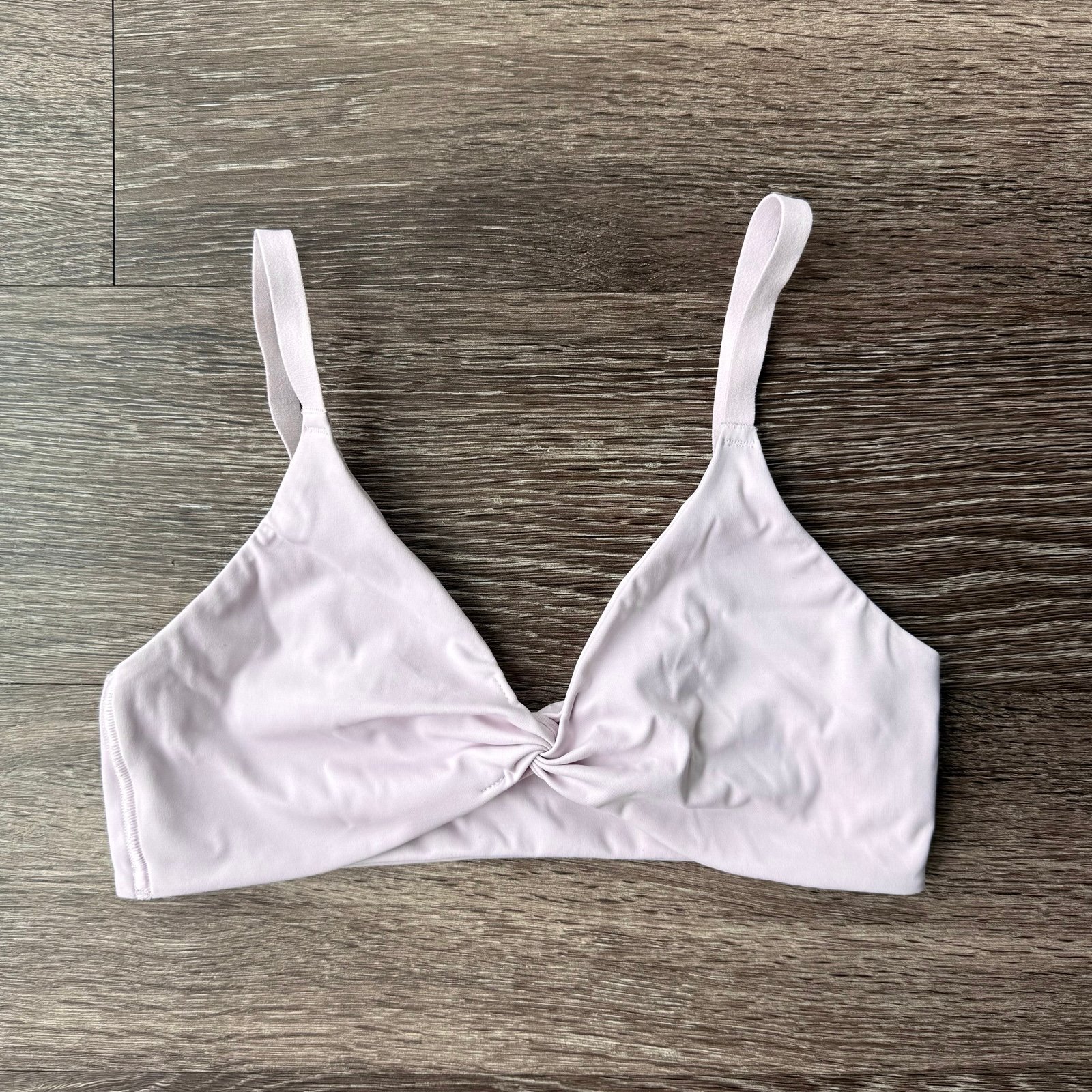 Gymshark Elevate Twist Front Bralette — Lemonade Pink