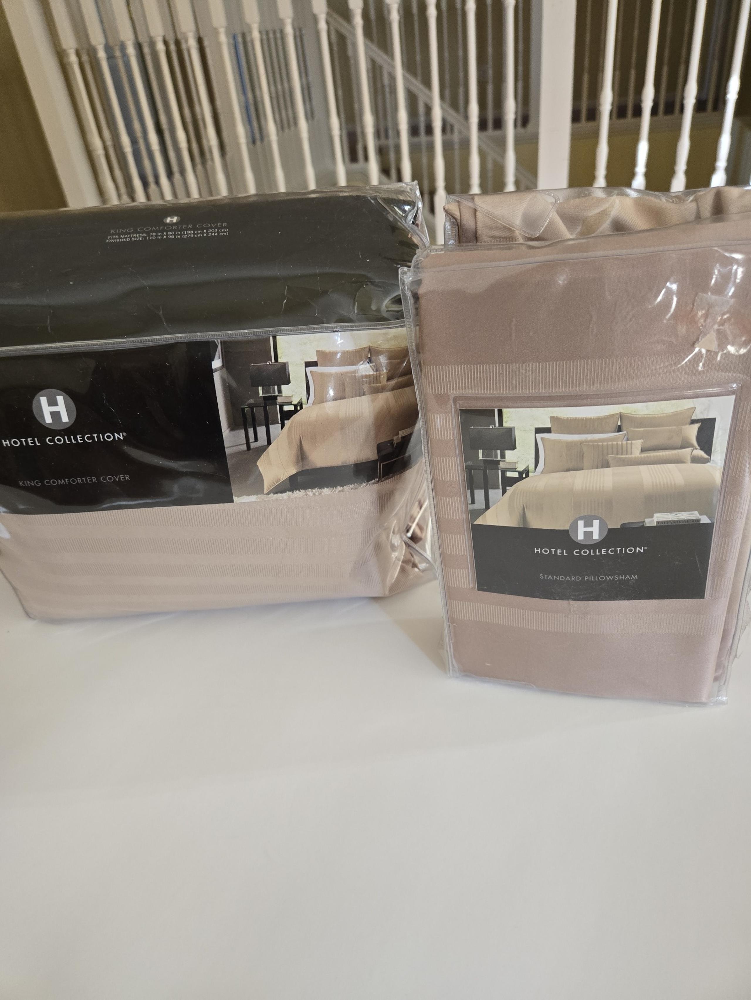 Rare to find comforter and standards pillowsham by Hotel Collection