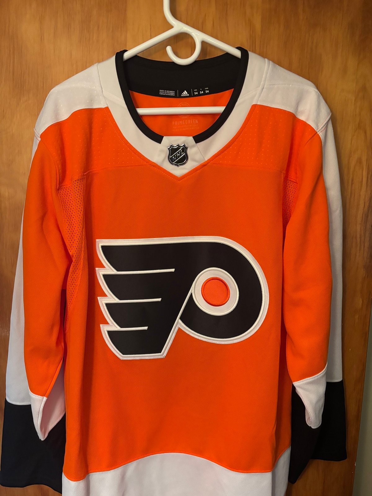 NWOT! Philadelphia Flyers Home Jersey - Size 54