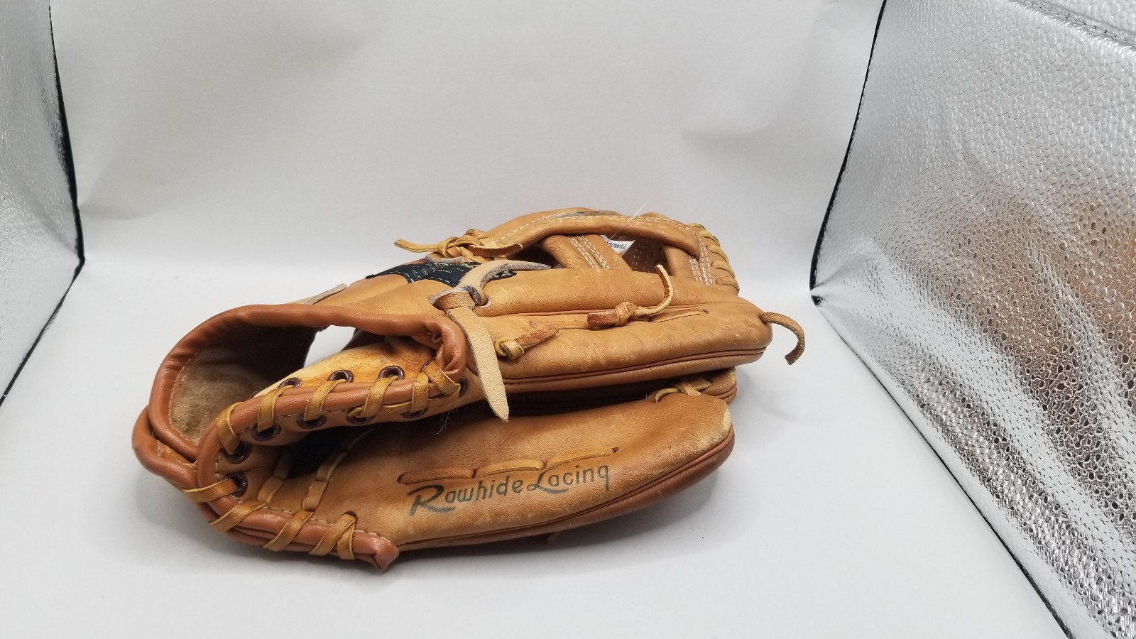 Vintage Western Auto Revelation 36-1236-3 Genuine Cowhide Baseball Glove RHT