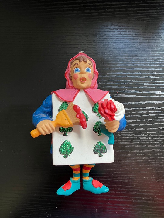 Department 56 Alice in Wonderland Seven of Spades Child's Decor. 1990
