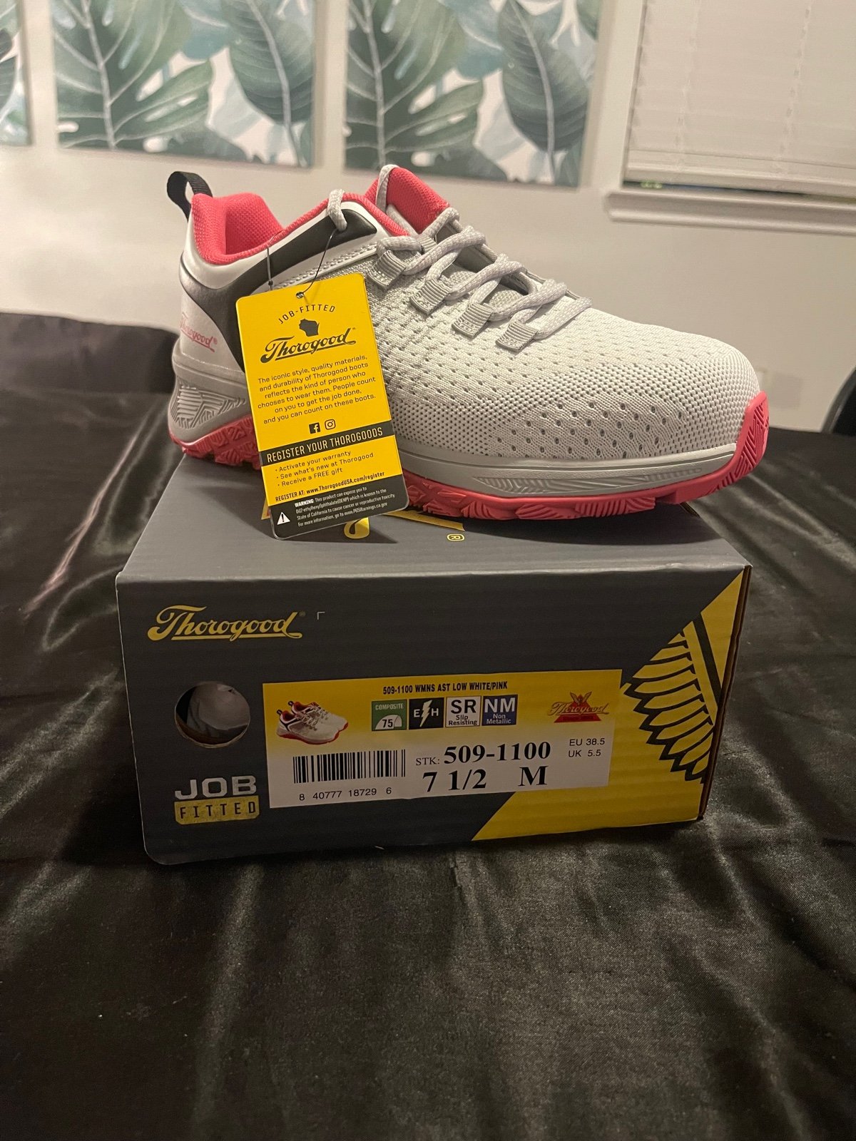 Women’s Steel Toe Shoes 7.5