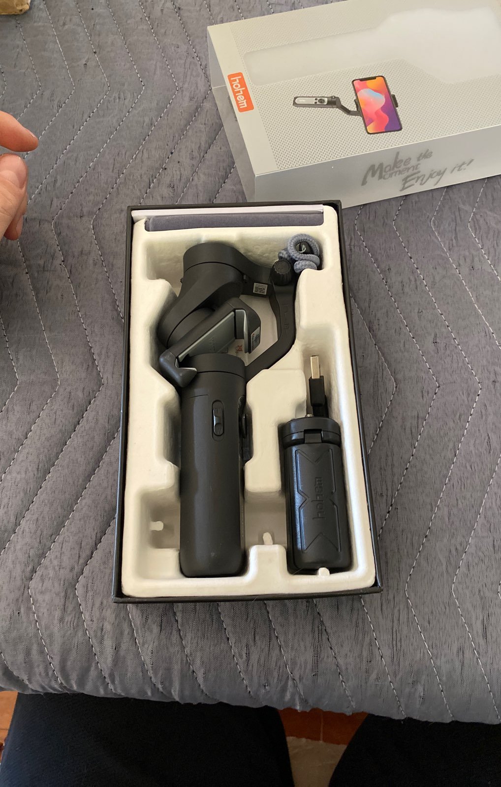New 3-axis gimbal for smart phone/action