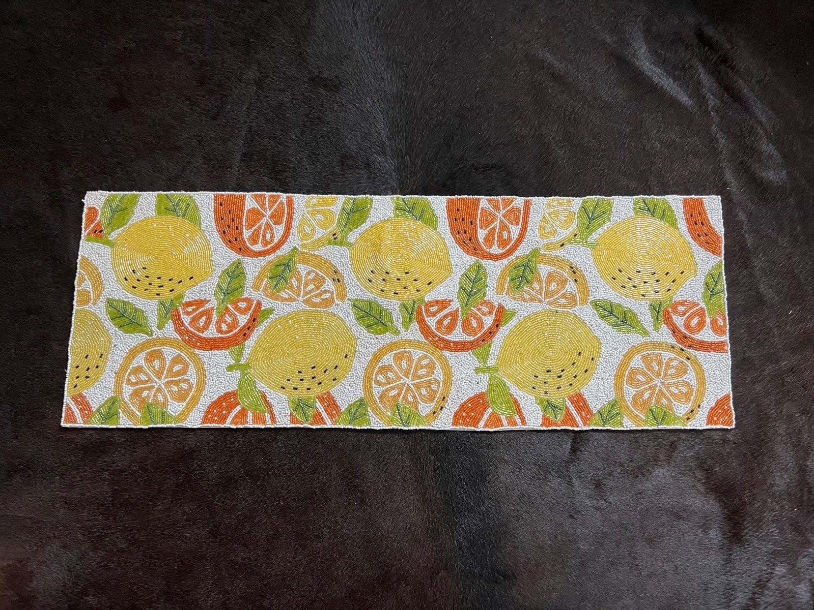 Beaded table runner Tropical Hacienda