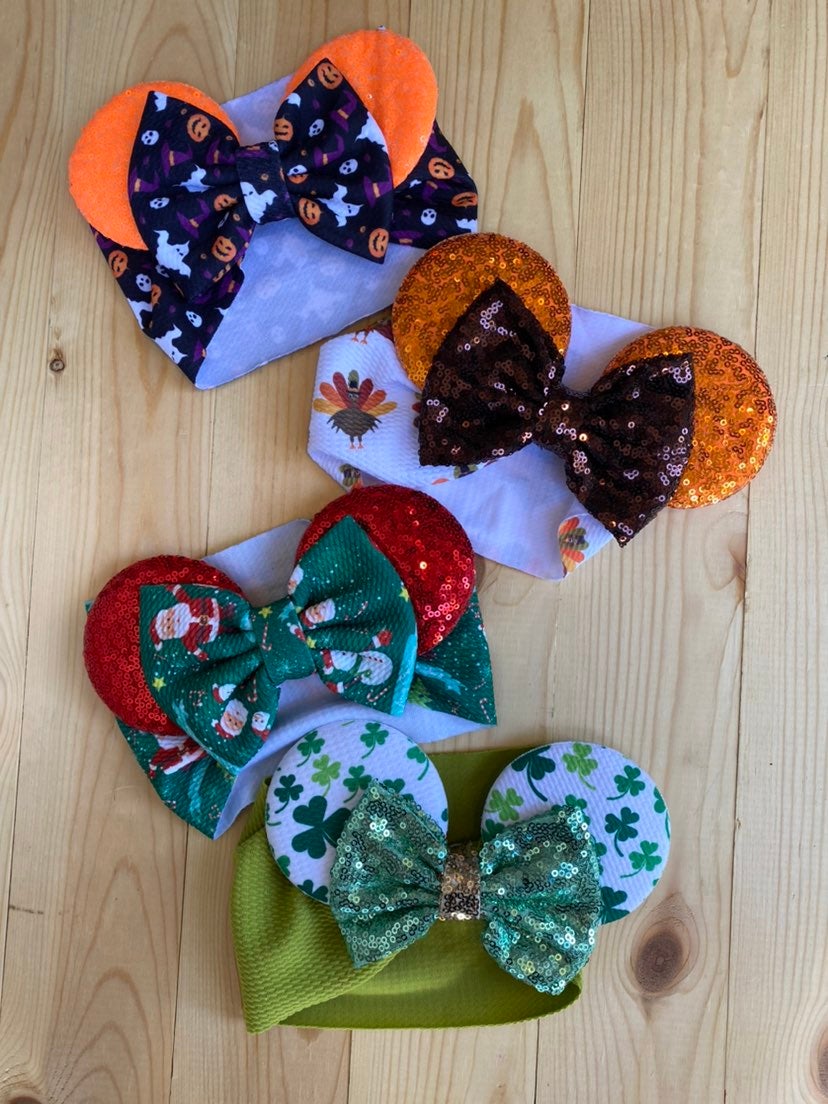 Disney Minnie Ears Baby Holiday Headband