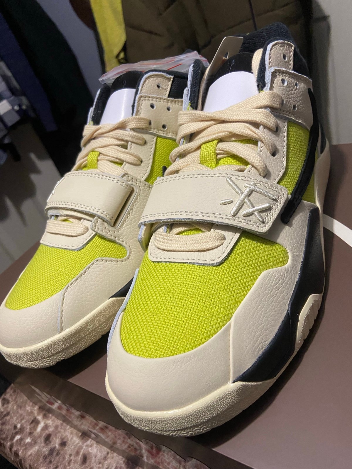 Travis Scott x Jordan Jumpman Jack TR 'Bright Cactus' Size 8.5