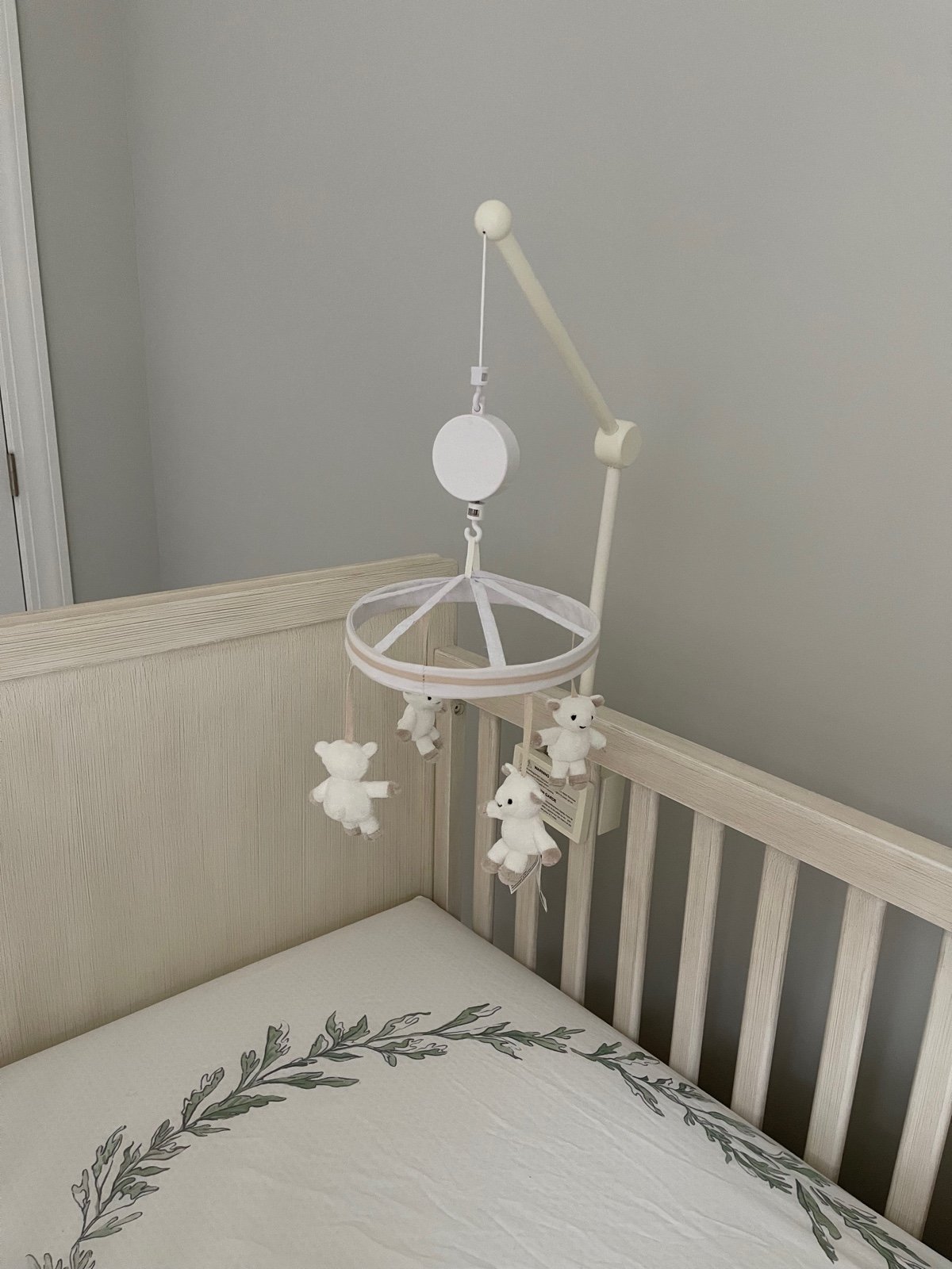Pottery barn kids crib mobile