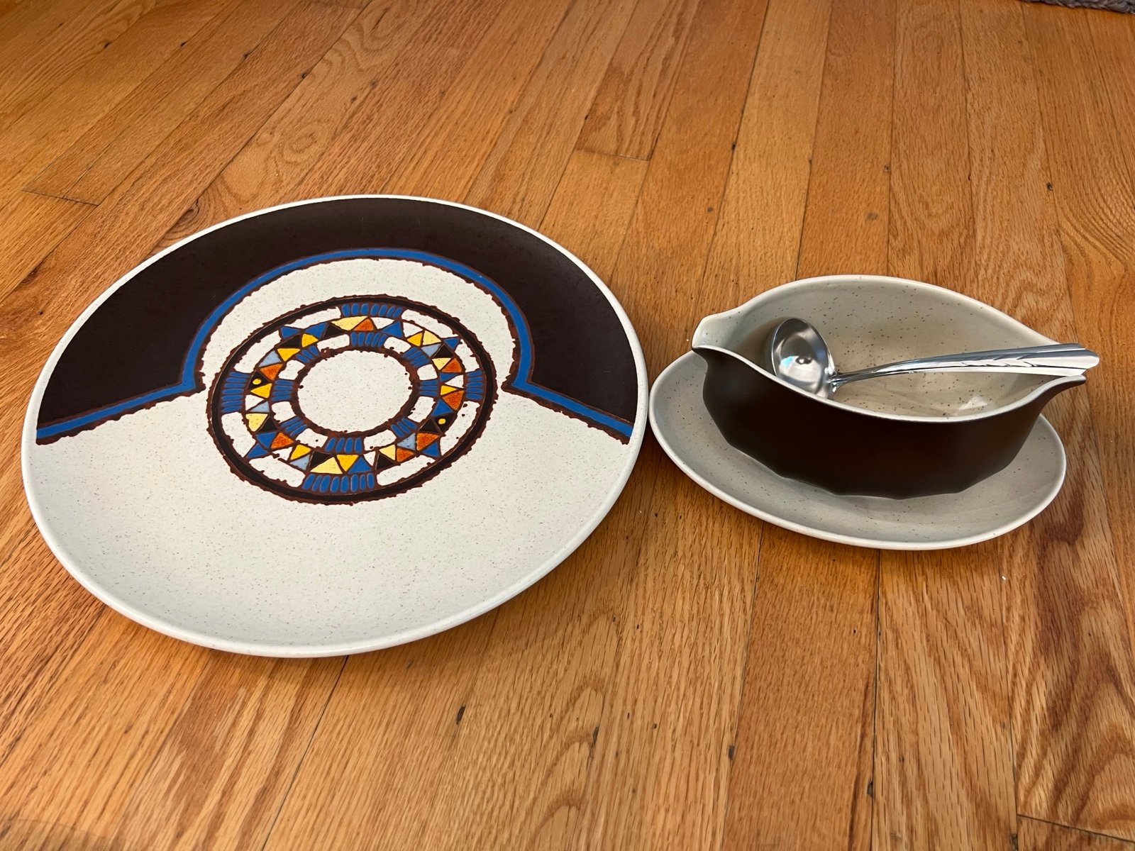 Vintage Mikasa Indian Feast Painted Desert 12.5 Serving Chop Plate & gravy bowl