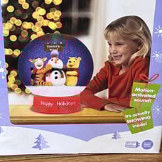 Disney Winnie the Pooh Christmas Snowglo
