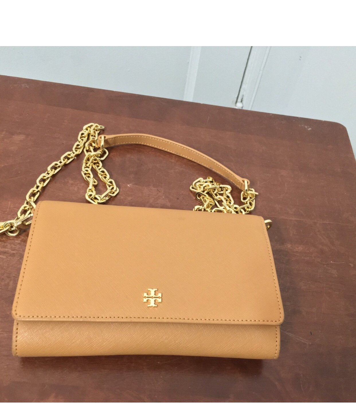 Tory Burch Emerson Chain Wallet Leather Cross Body Bag. Brand new without tag