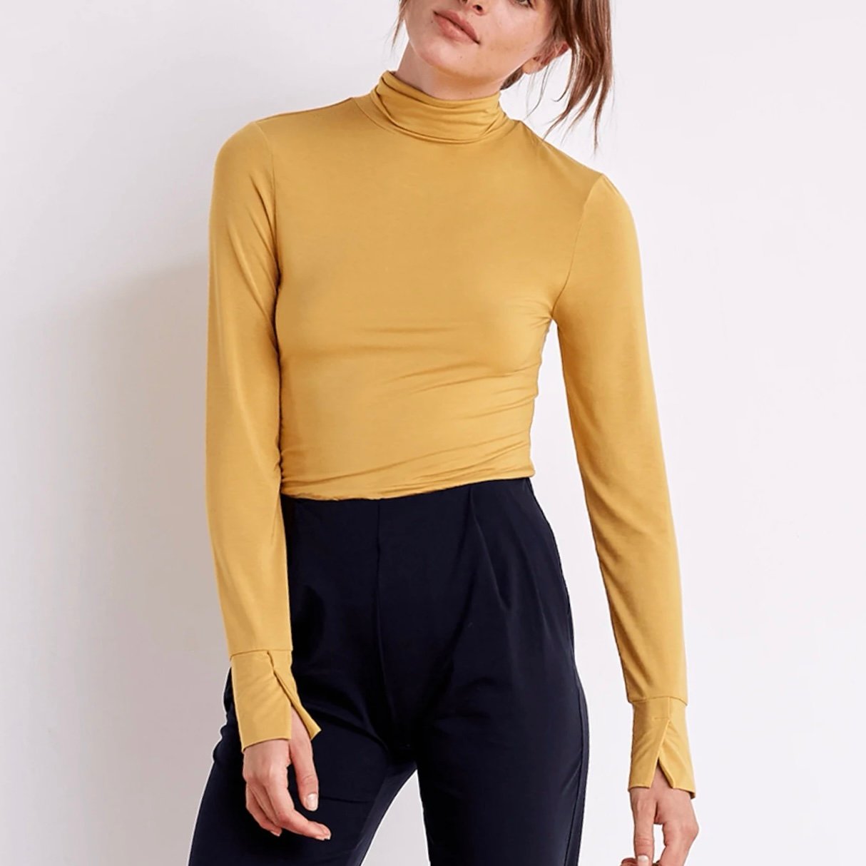 Aday overhead turtleneck in mustard