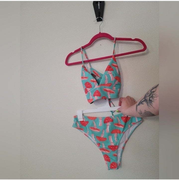Zumiez swimwear discount