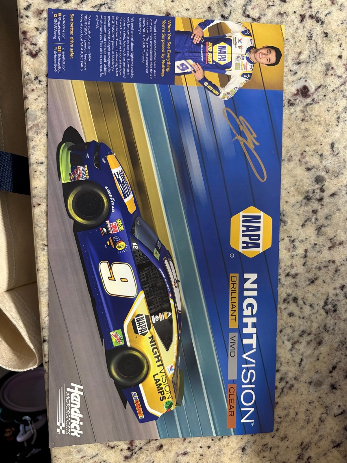 2018 Chase Elliott Signature