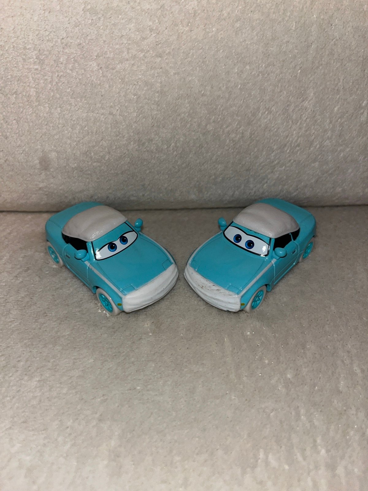 Disney Pixar Cars Nurse Mia Tia