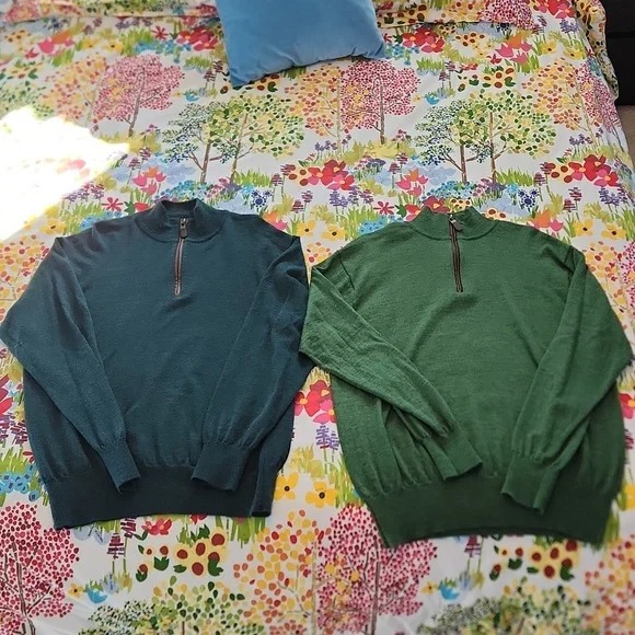 Two Green Orvis Pullover Sweaters Men's Large