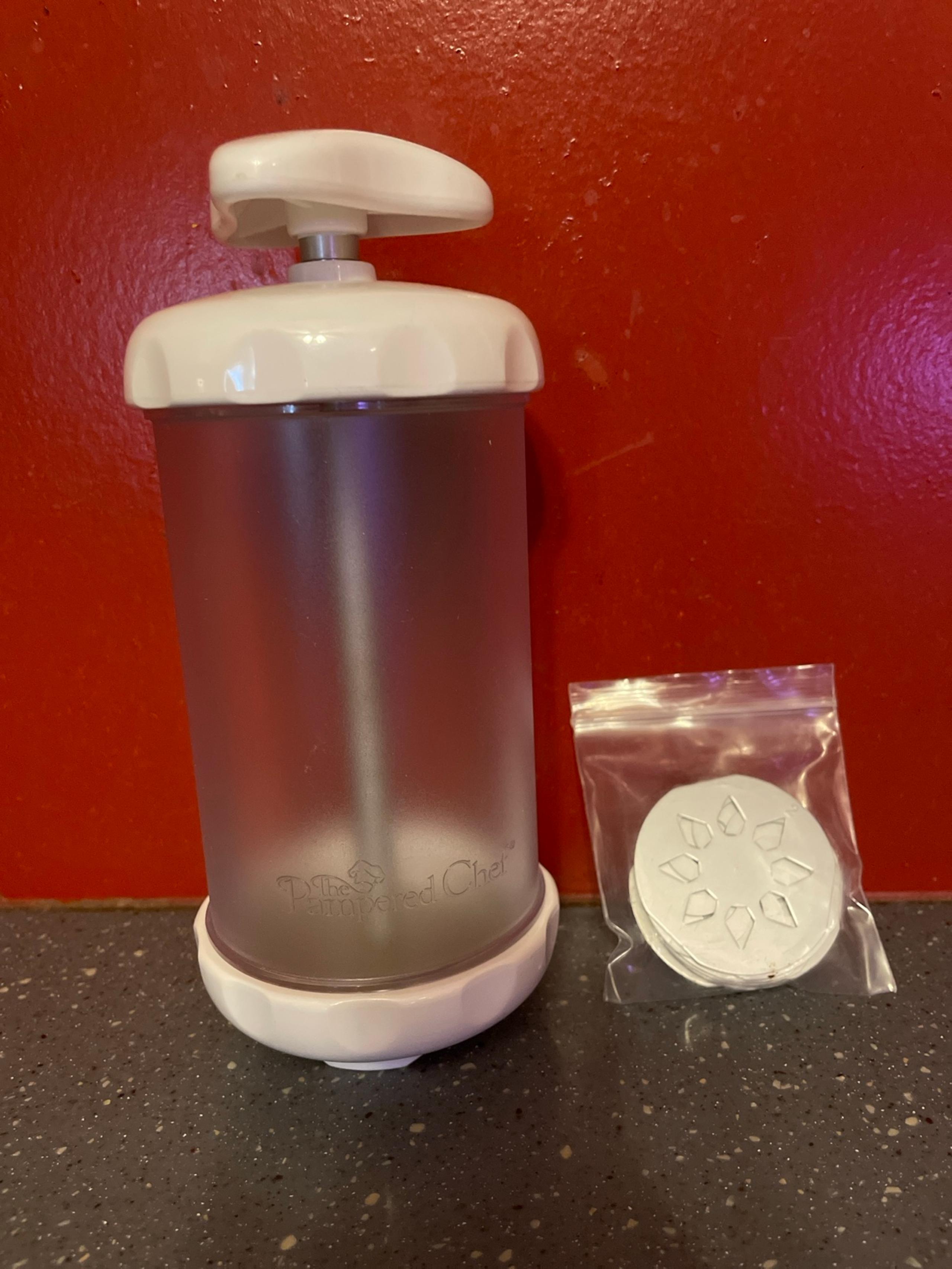 Pampered Chef Cookie Cutter Press
