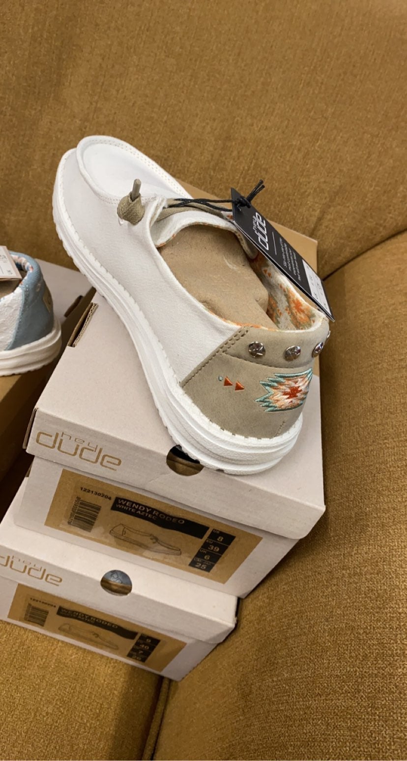 Hey Dude Shoes Womens Rodeo Aztec White Size 7