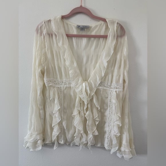 Young Essence Cream Sheer Ruffled Lace Trim Blouse size large