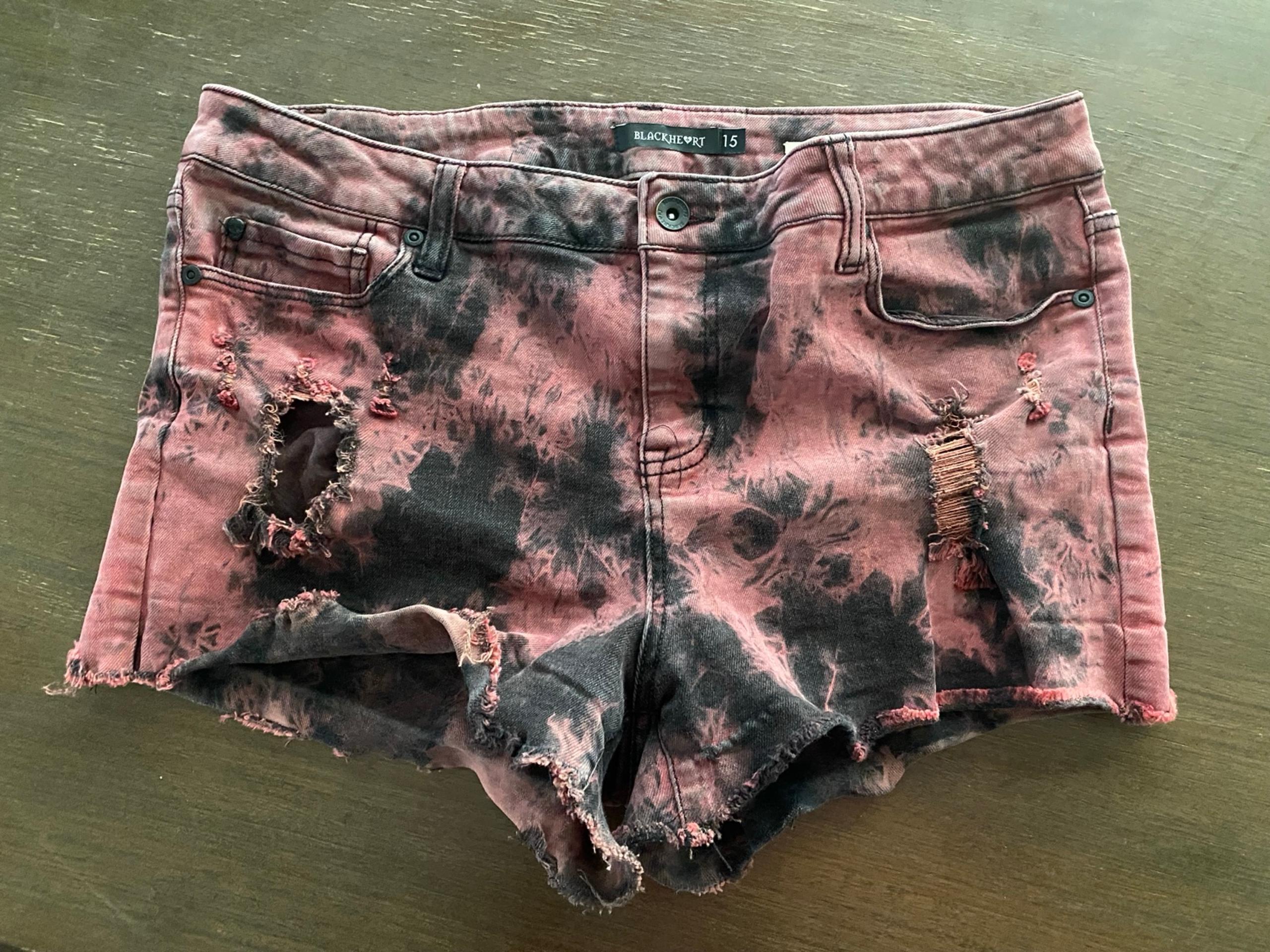 Blackheart Women’s Size 15 Shorts Fast Ship Used