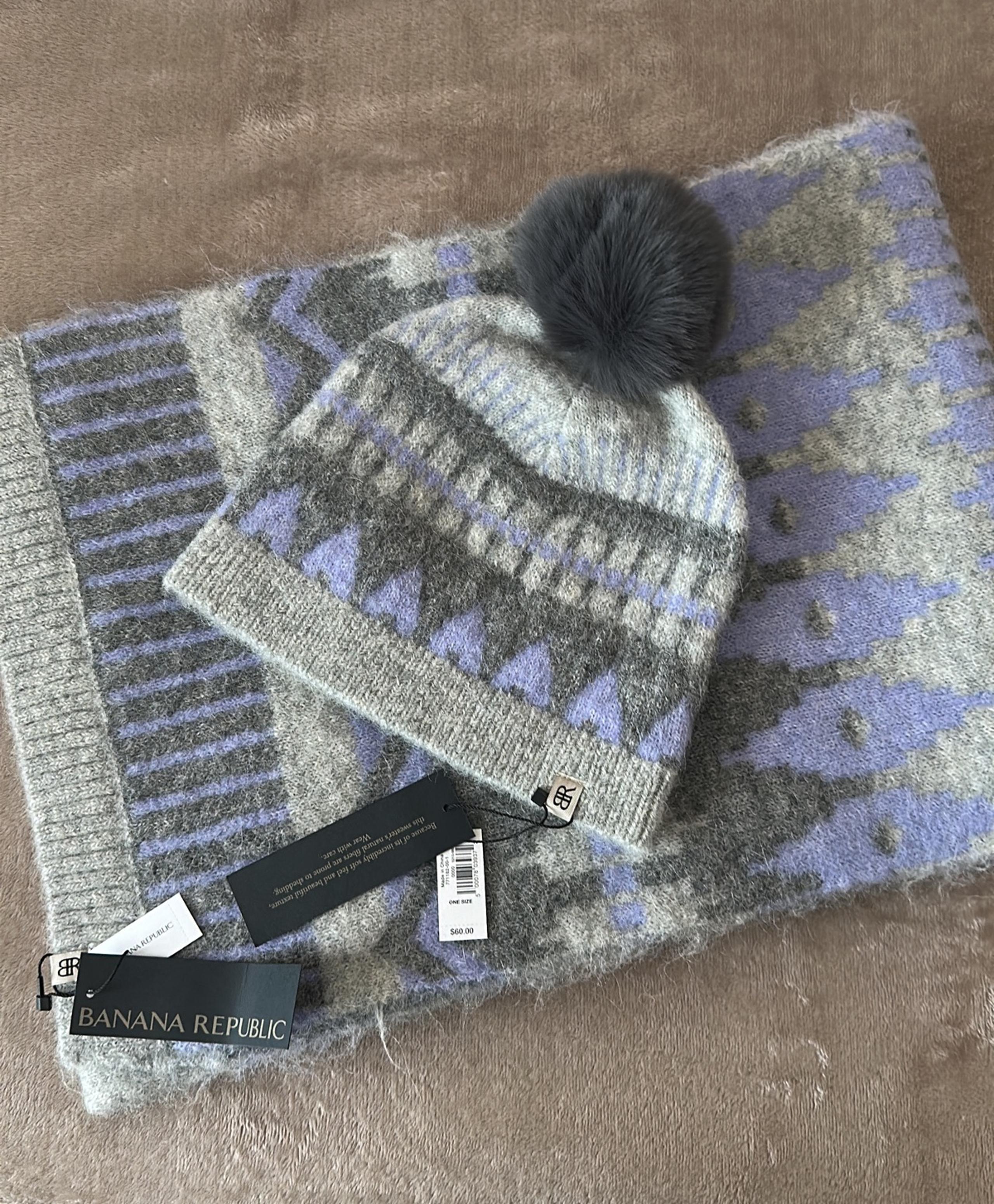 Fairisle Scarf and Beanie Banana Republic