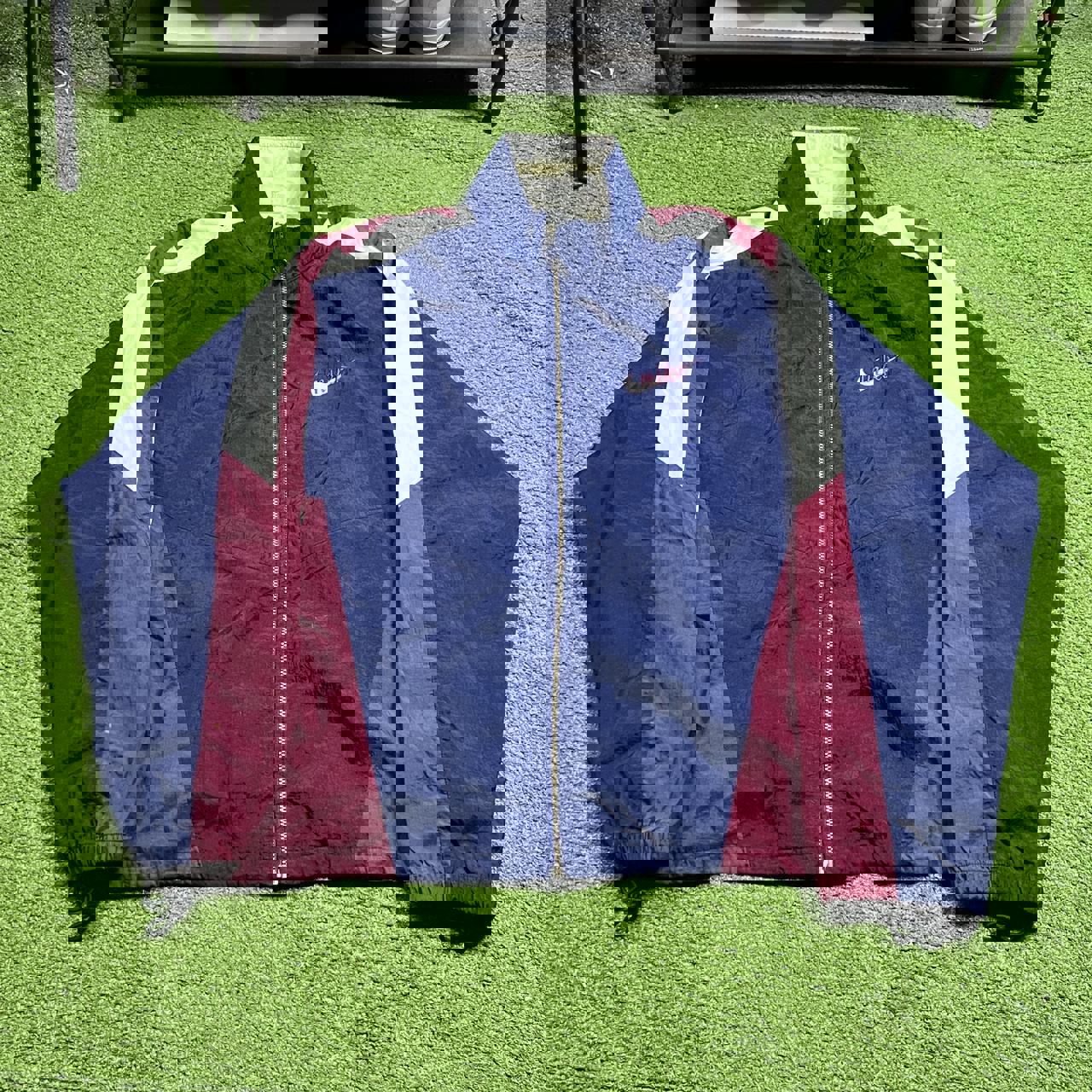vintage nike navy white and burgandy big swoosh windbreaker