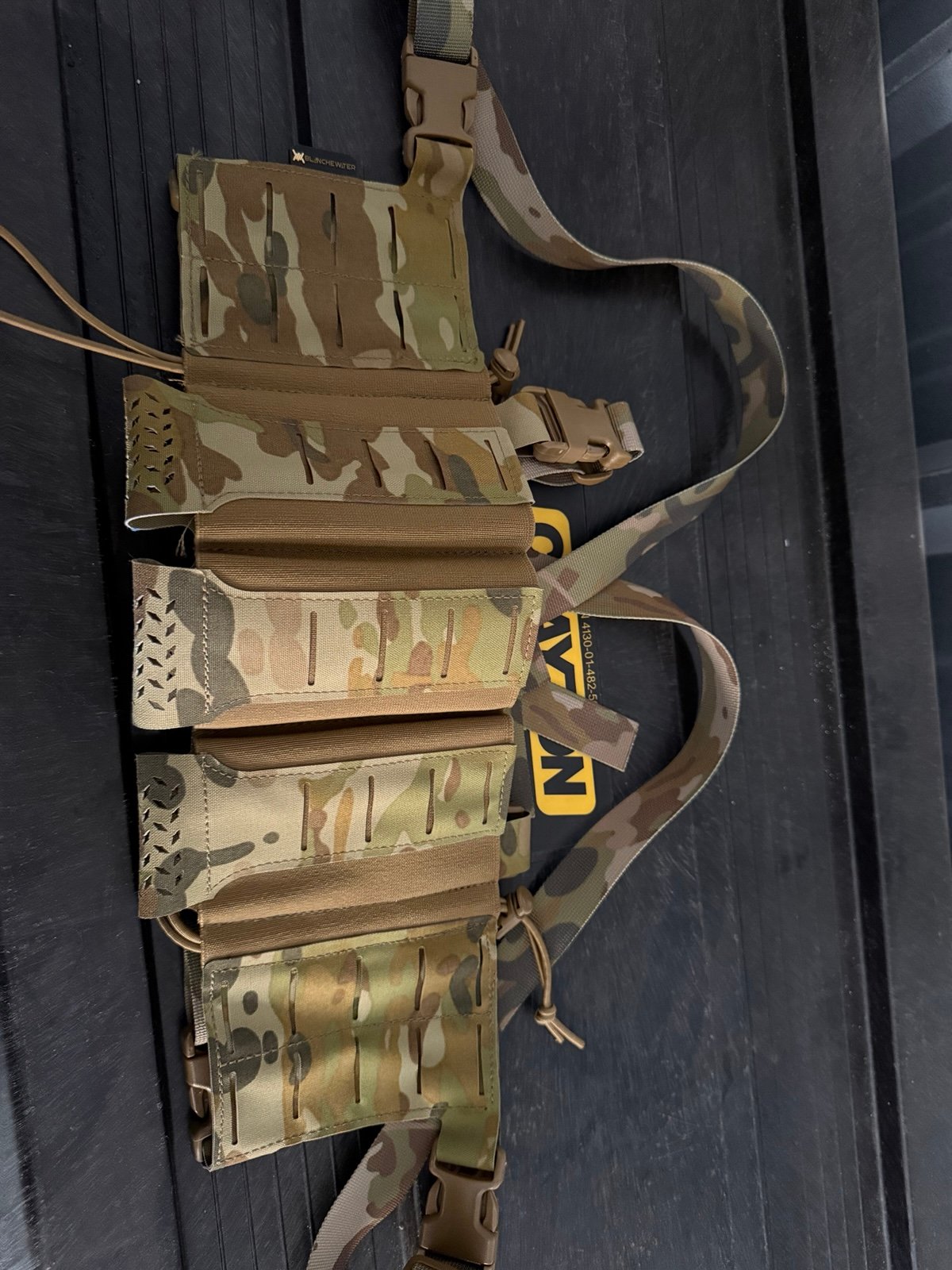 rare Blanche water micro chest rig AMCU