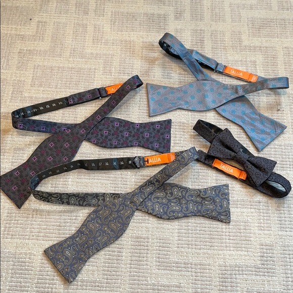 Tallia Men’s Silk Bow Tie Bundle