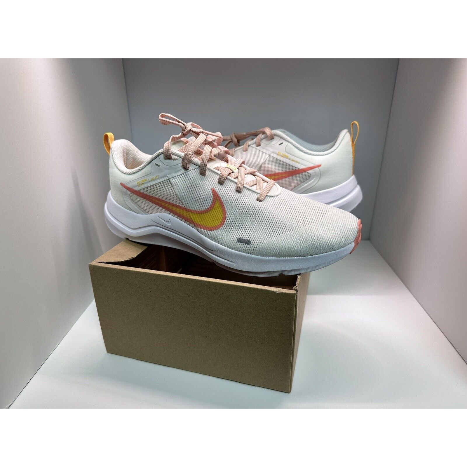 Nike Downshifter 12 Womens Shoes Sz 10 / Mens 8.5 Summit White Orange DD9294-101