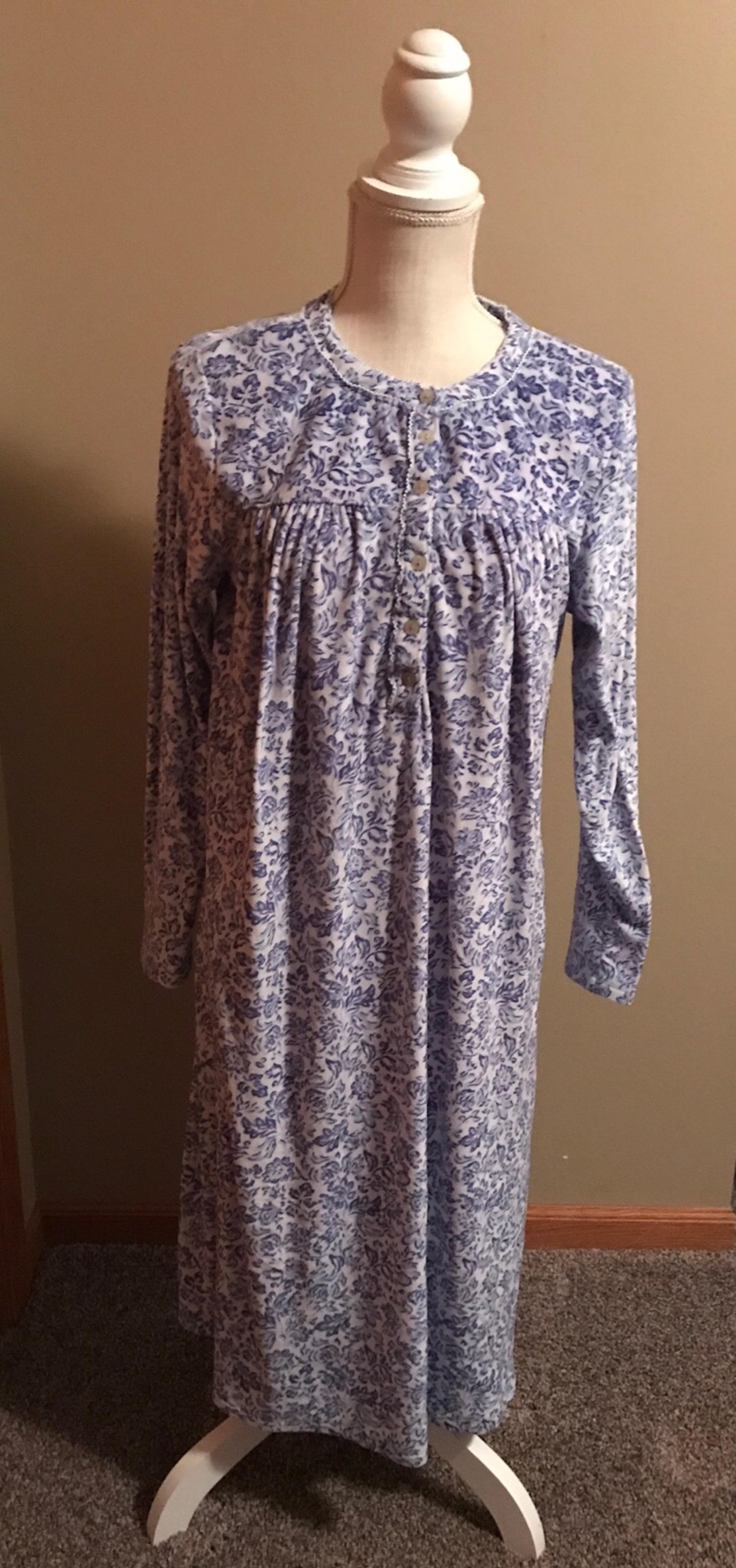 Set of 2 Soft and Cozy Size M Women’s Nightgown’s Aria Collection