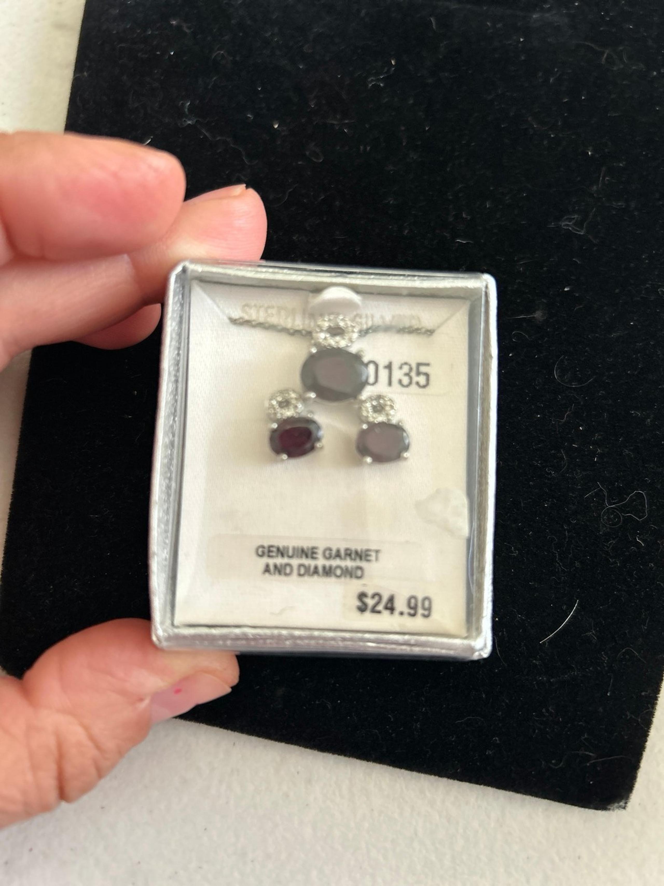 Sterling silver Genuine Garnet necklace & earrings New