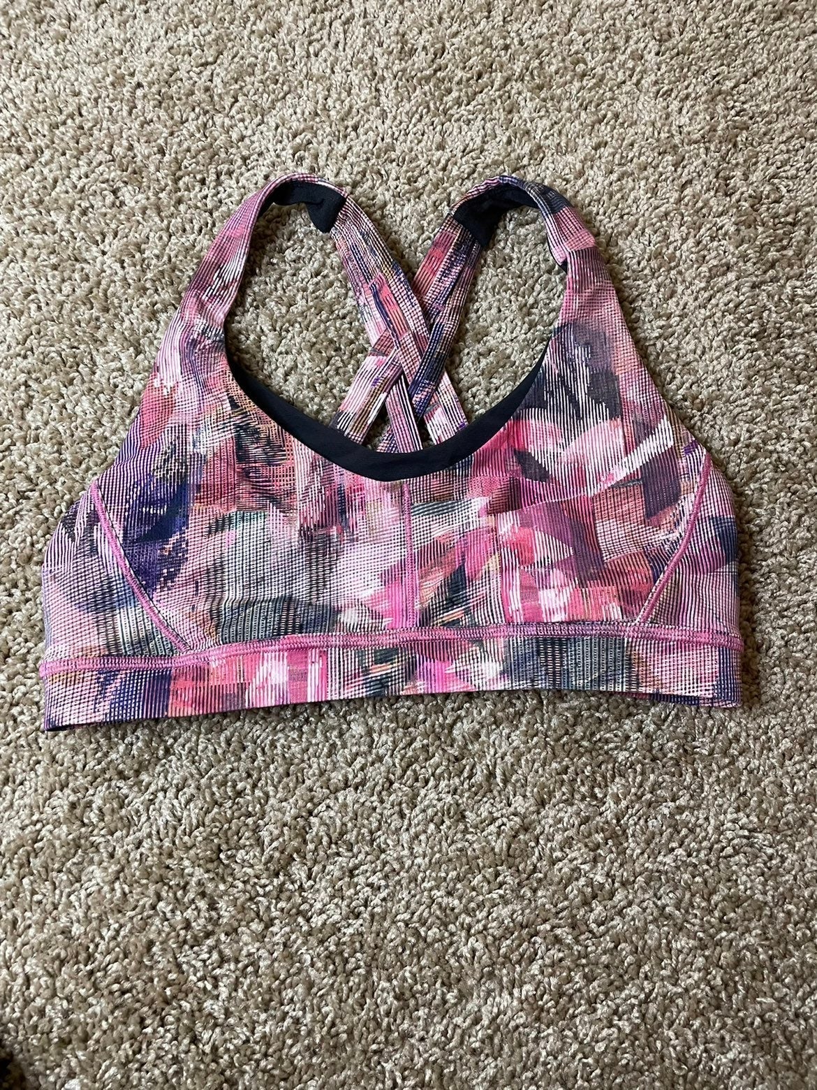 lululemon sports bra
