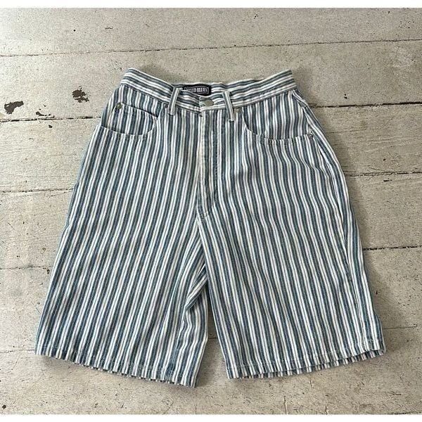Vintage High Rise 80s Blue Stripe Short