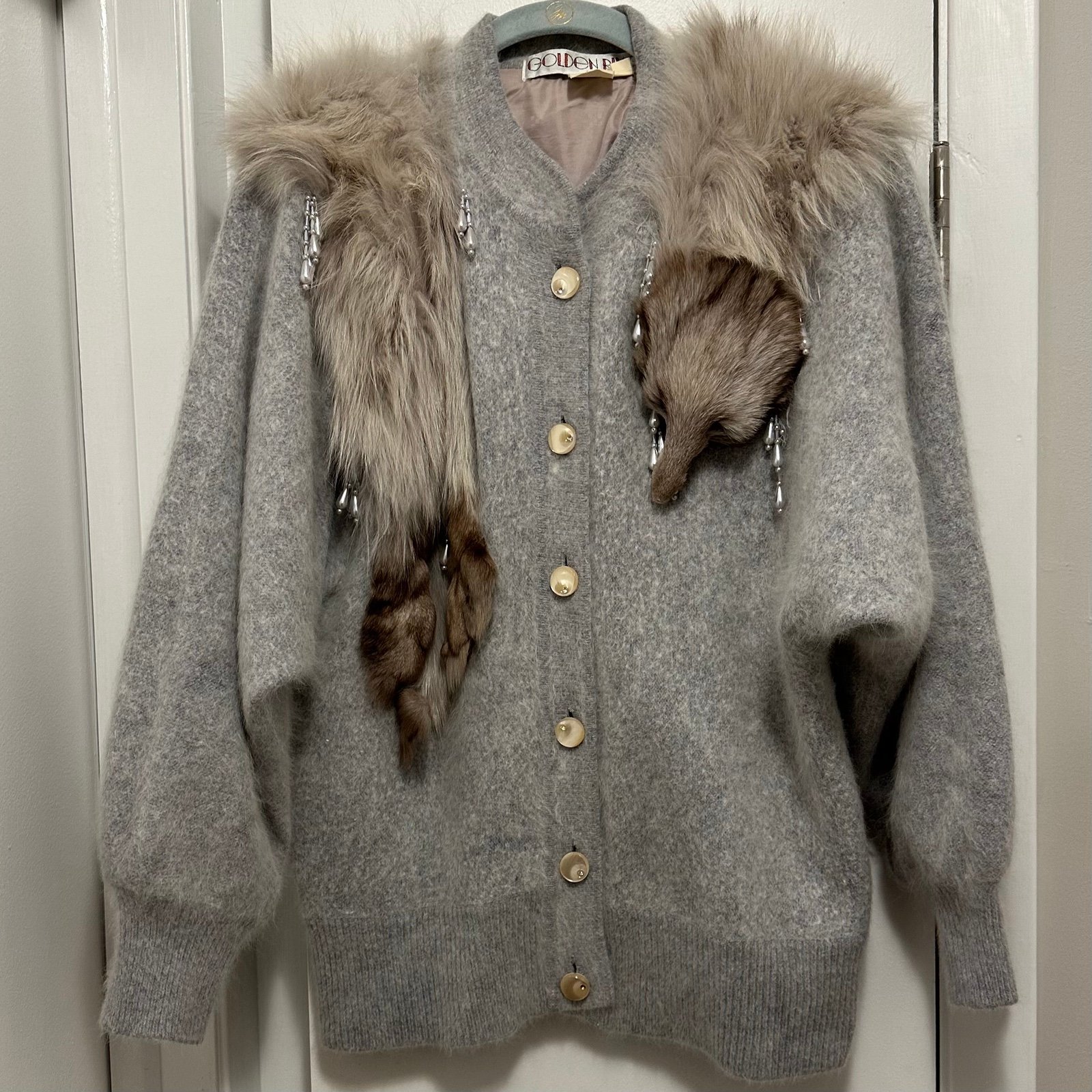 Vintage GOLDEN RIVER Tae Ya Cardigan Gray Taupe Fur Wool Fancy M