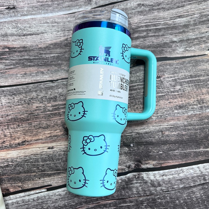 stanley 40 oz Tumbler hello kitty