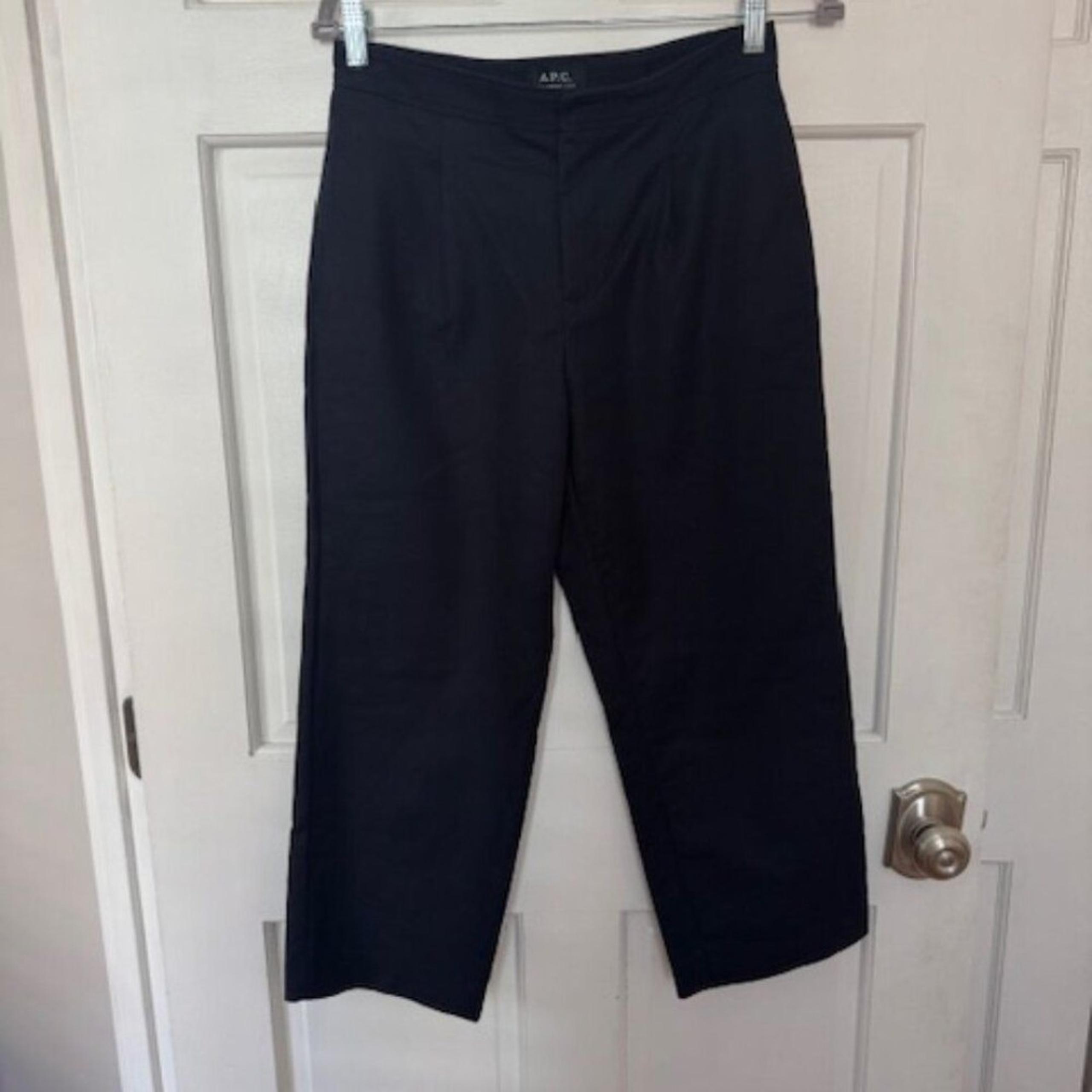 A.P.C. Women's Cropped Wide leg pants, Navy, Size 36.