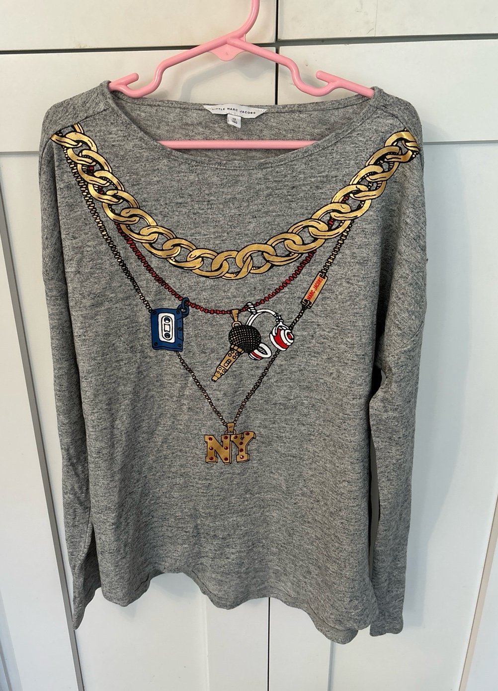 LITTLE MARC JACOBS GIRLS SIZE 12 GREY GRAPHIC TSHIRT LONG SLEEVE