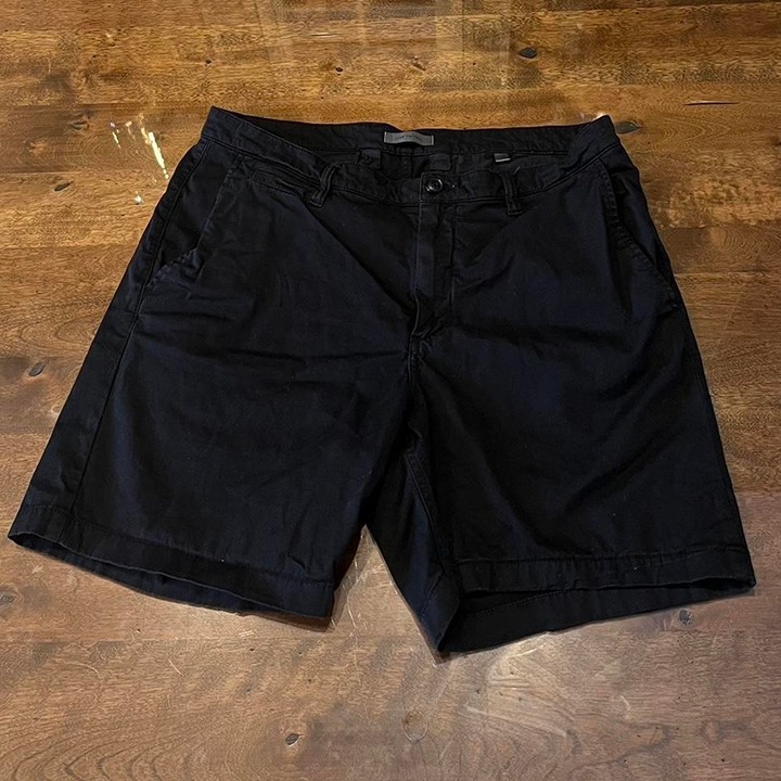 BLACK JOHN VARVATOS DRESS SHORTS