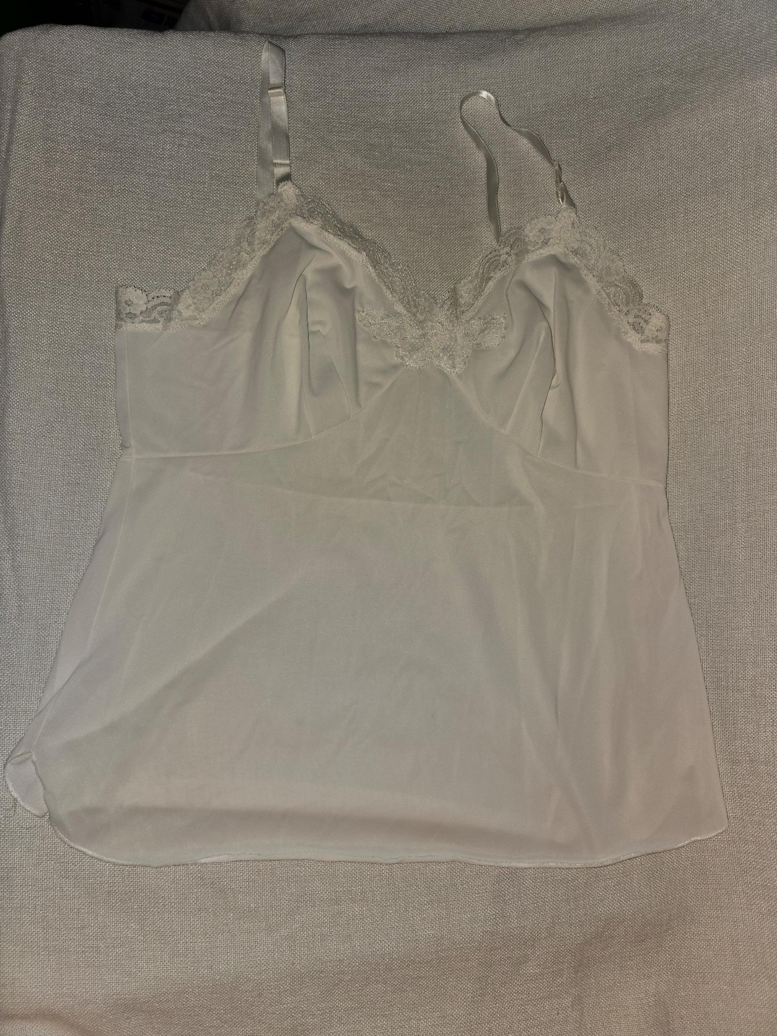 Shadowline White Elegant Lace Trim Cami Top Size 38 Feminine Retro Chic Romantic