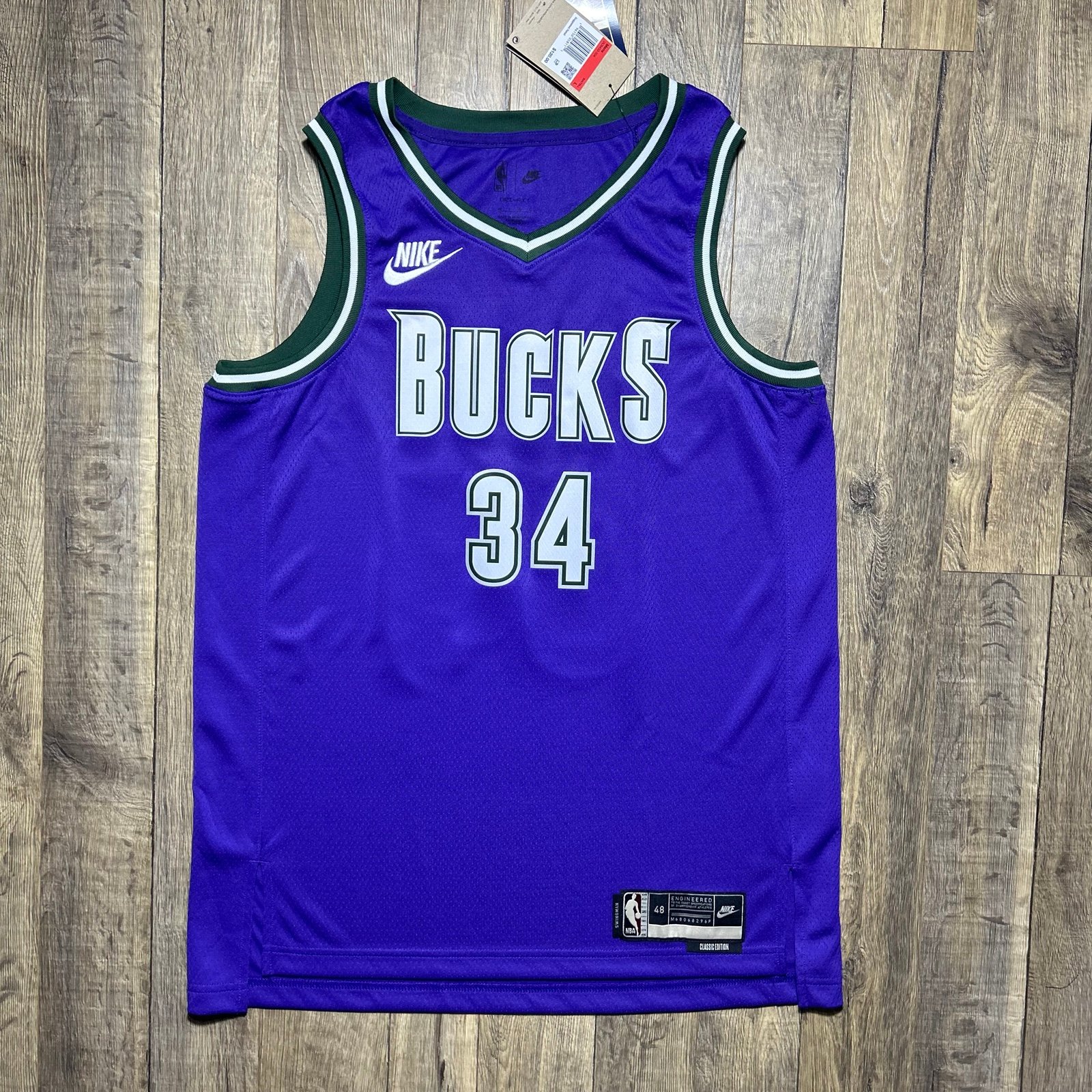 Milwaukee Bucks Giannis Antetokounmpo Nike NBA Basketball Jersey Mens L NWT 120