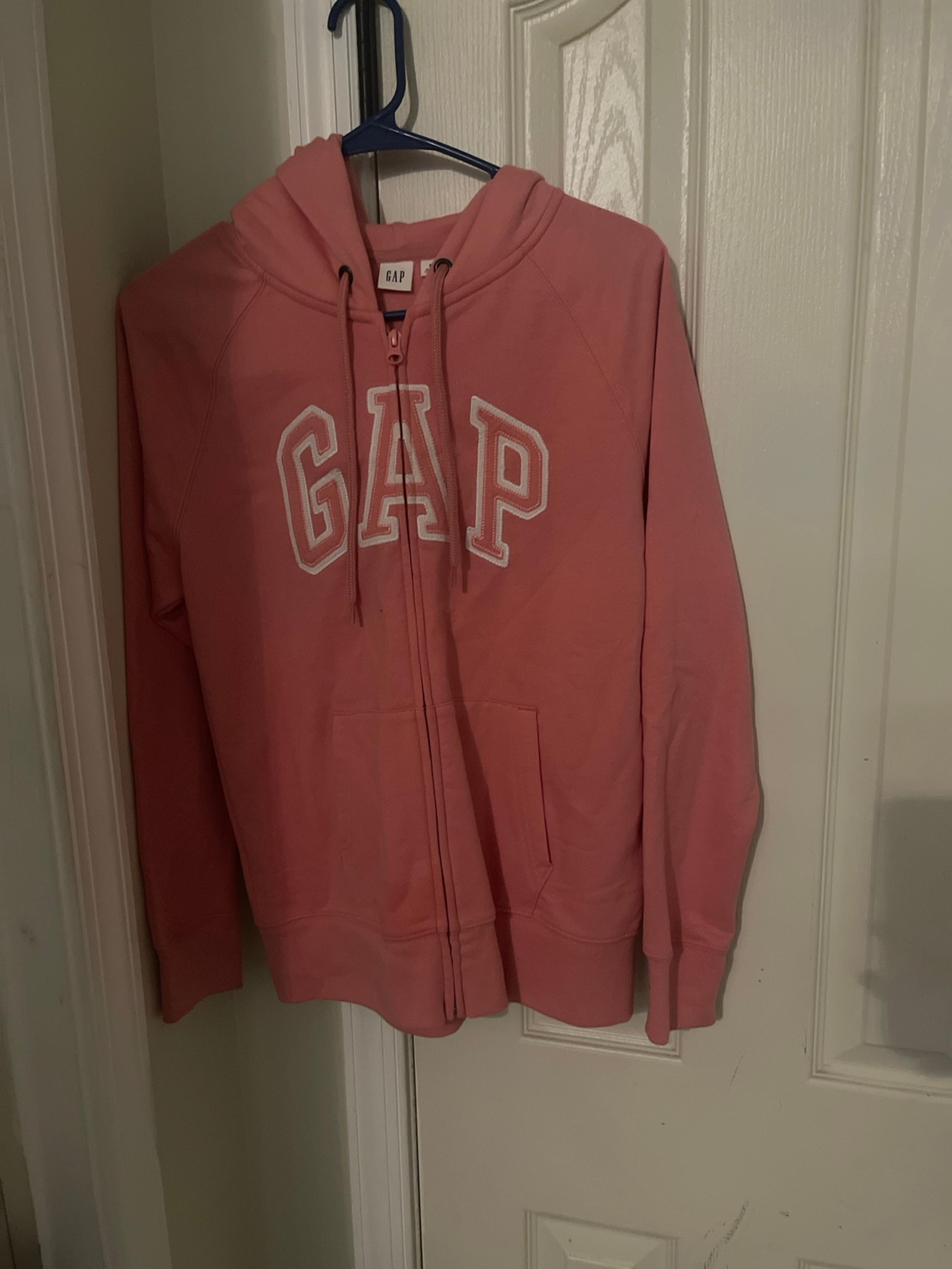 Gap sweatshirt