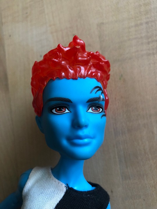Holt Hyde Monster High V2324 incomplete