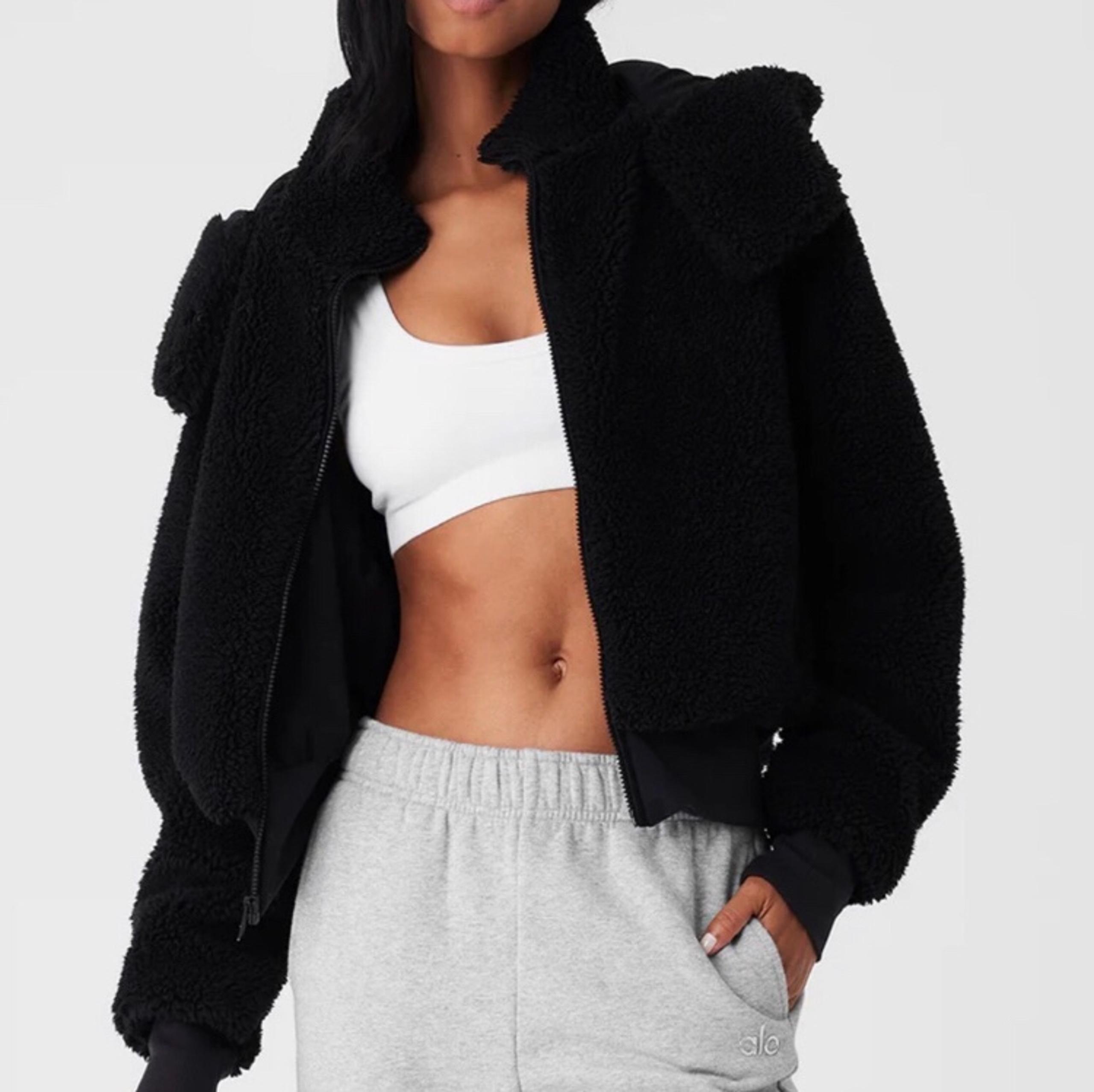 Yoga Foxy Sherpa Jacket Black XS - Alo
