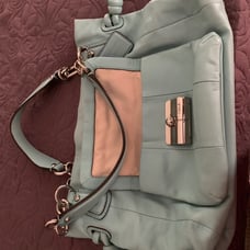 purses and handbags
